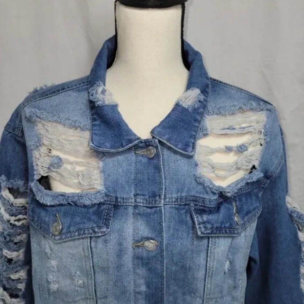 Thrill Ripped Denim Button Front Jacket, Size 1x - image 6